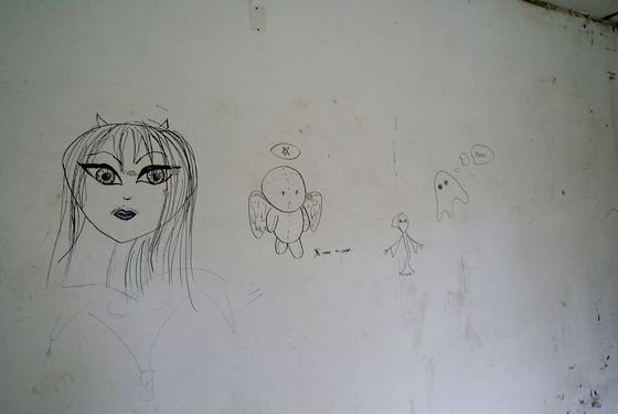 056