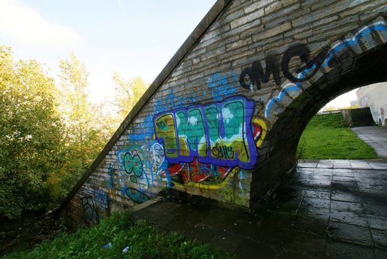 089